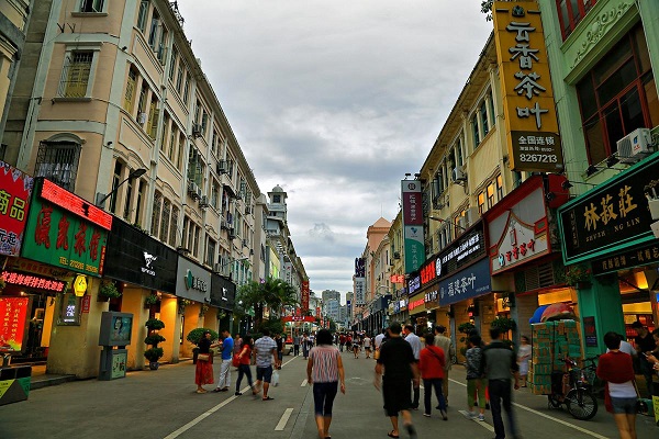 廈門附近鄉鎮開零食店怎么加盟？